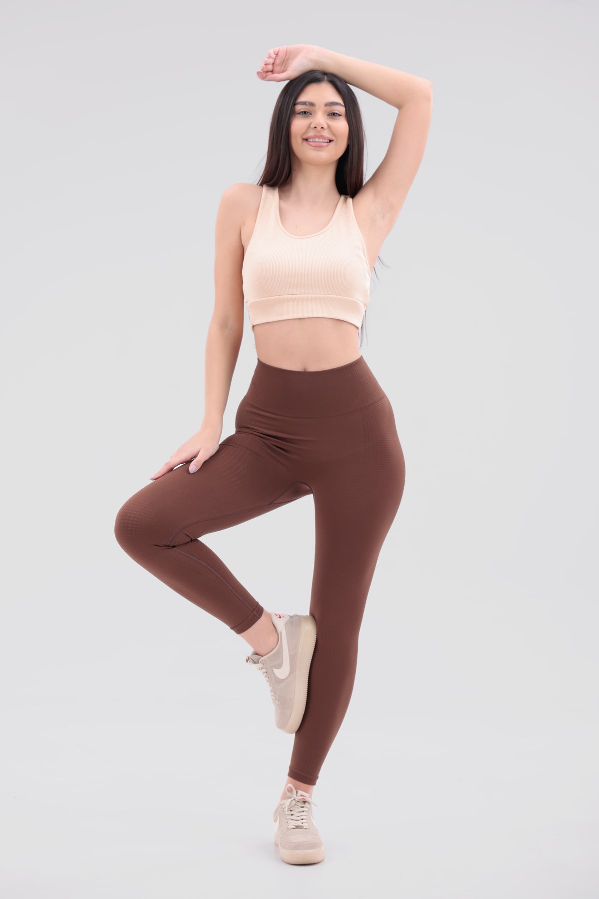 Toparlayıcı Yüksek Bel Seamless Spor Tayt – Push Up Etkili & Nefes Alabilir
