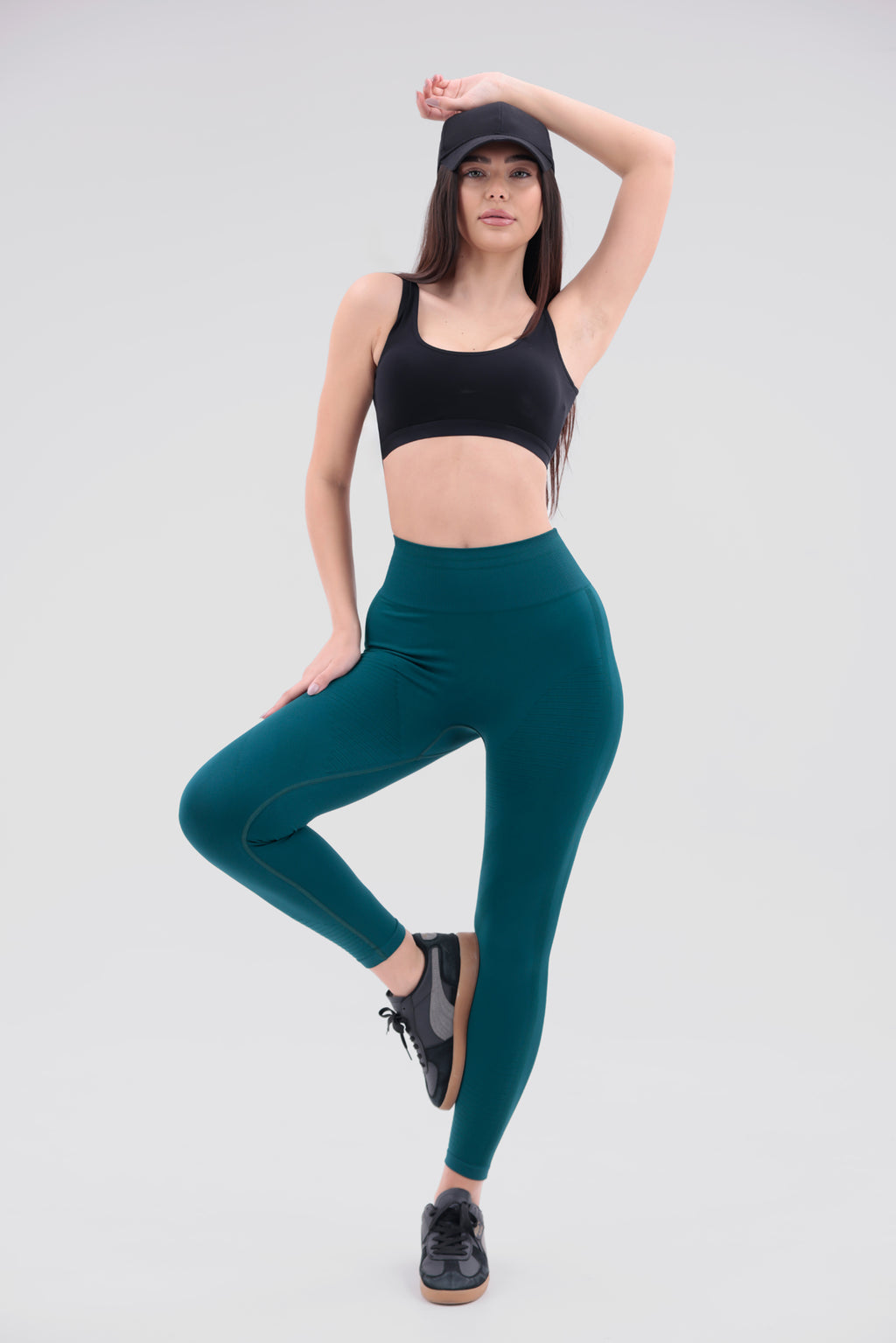 Toparlayıcı Yüksek Bel Seamless Spor Tayt – Push Up Etkili & Nefes Alabilir