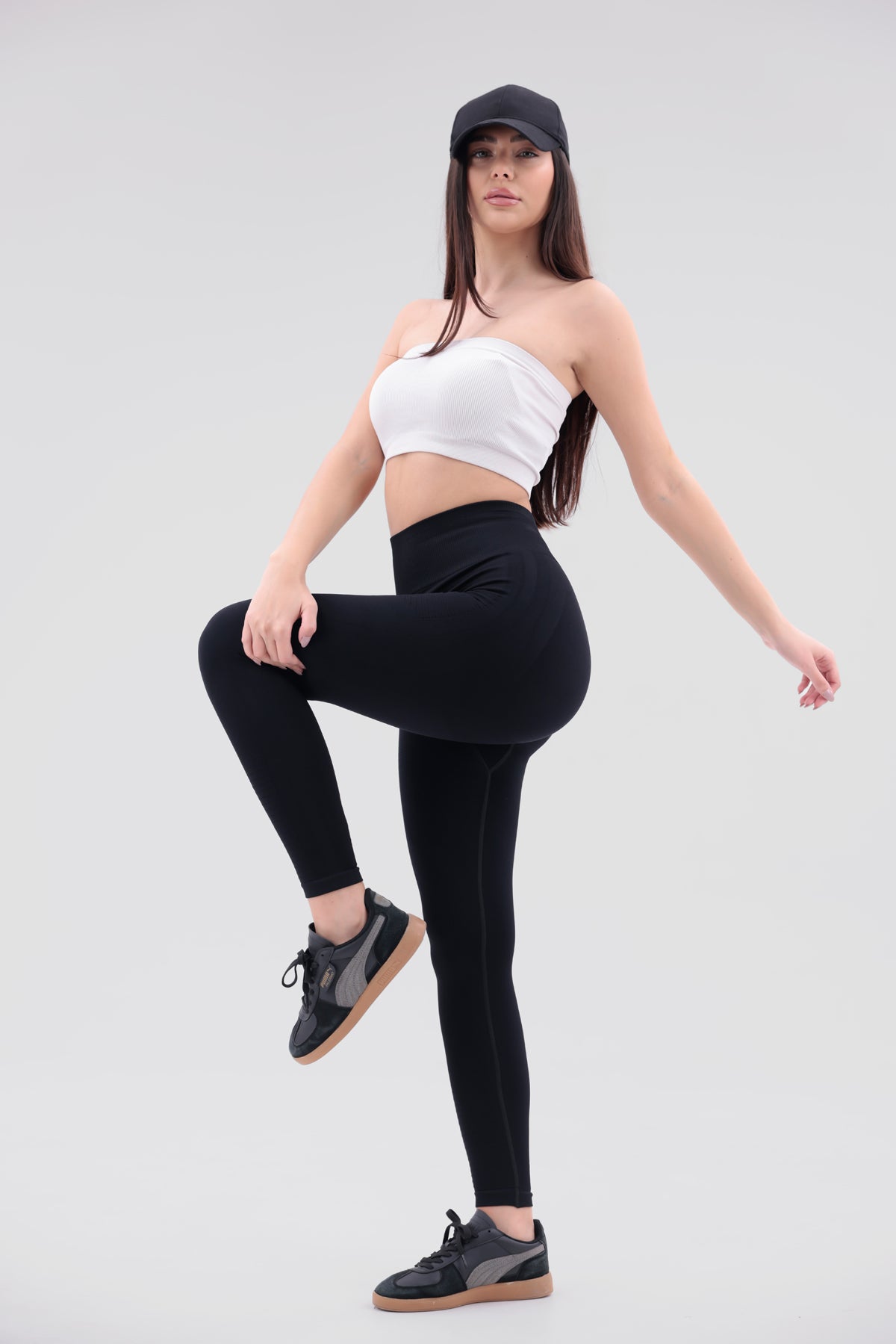 Toparlayıcı Yüksek Bel Seamless Spor Tayt – Push Up Etkili & Nefes Alabilir