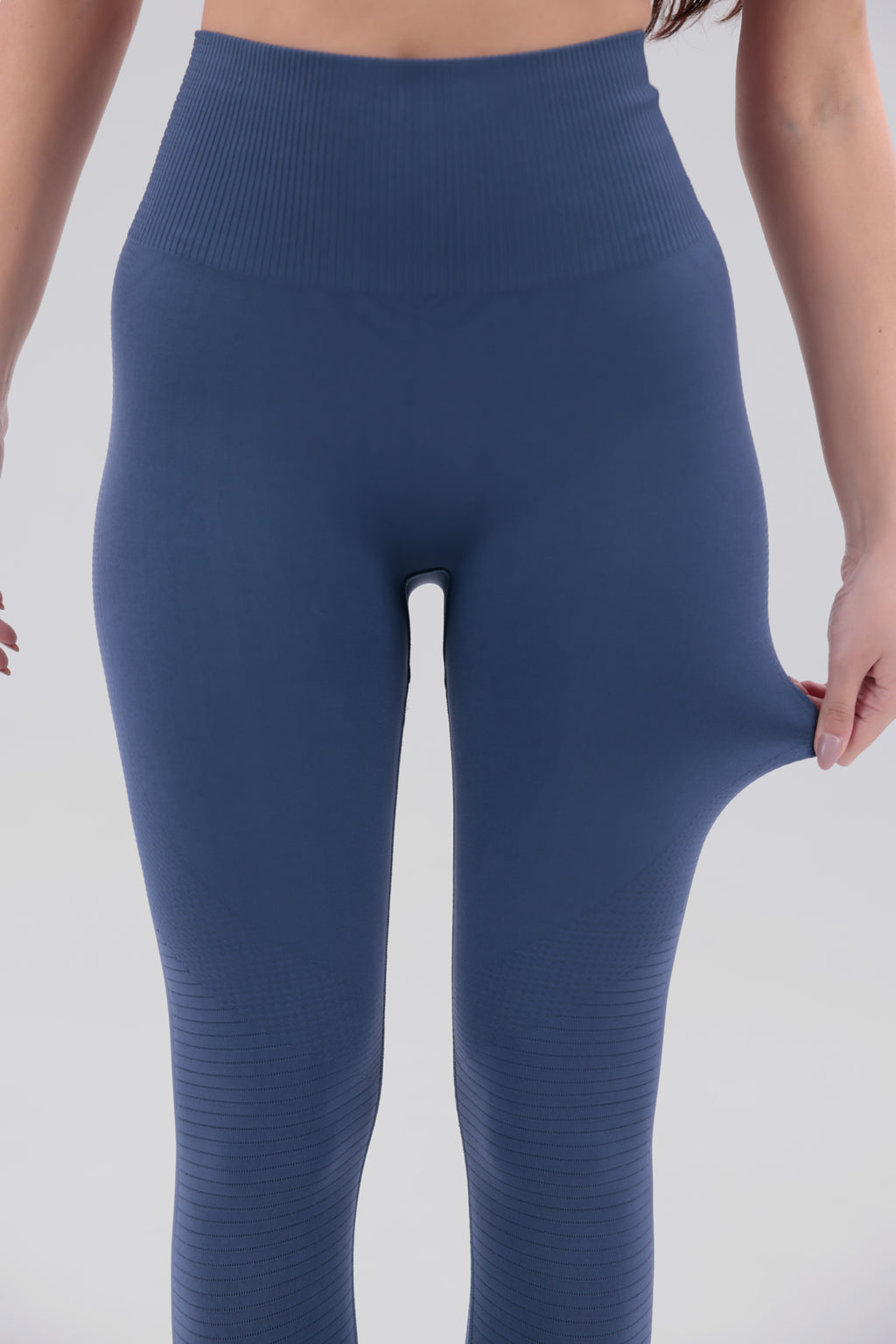 Toparlayıcı Yüksek Bel Seamless Spor Tayt – Push Up Etkili & Nefes Alabilir