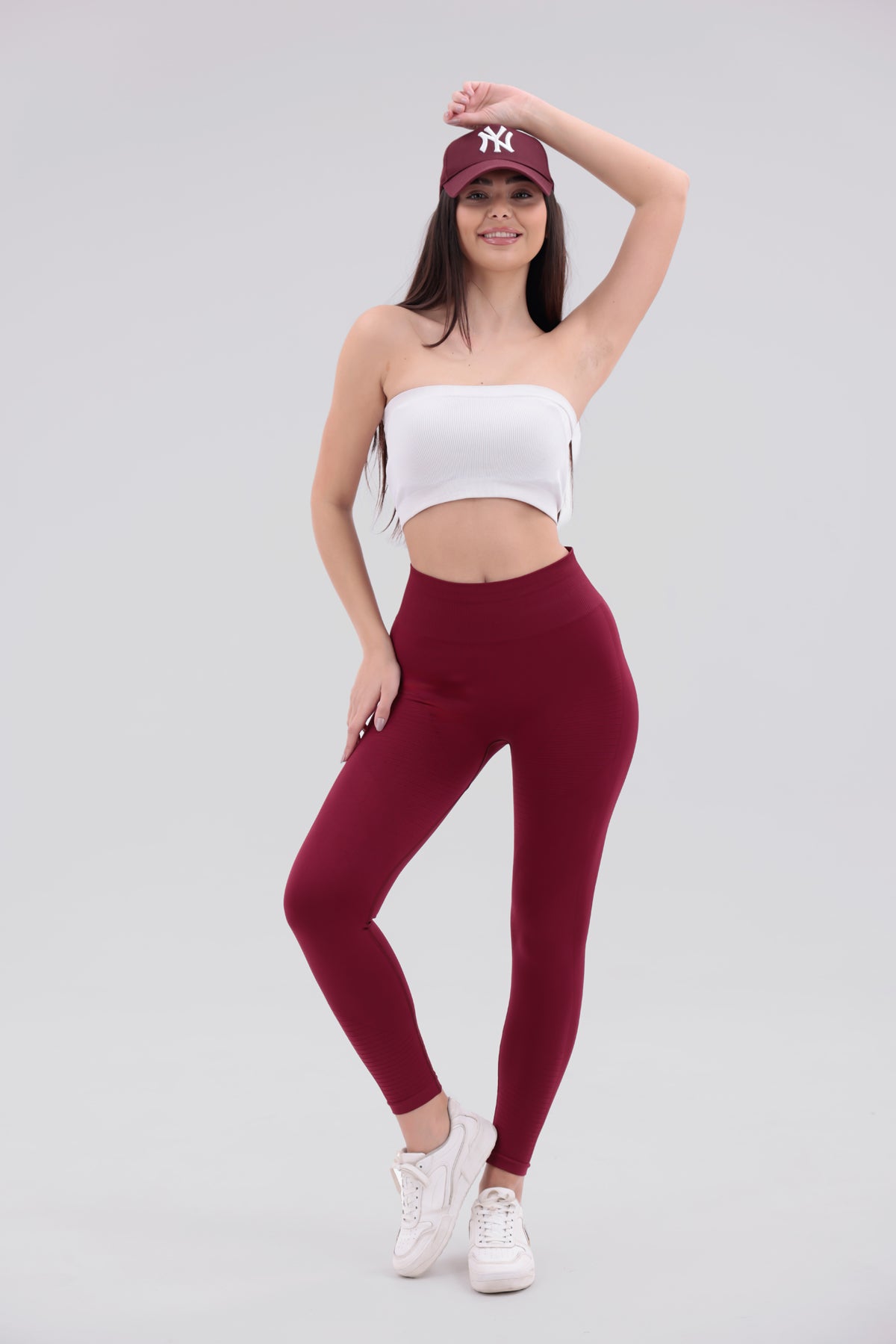 Toparlayıcı Yüksek Bel Seamless Spor Tayt – Push Up Etkili & Nefes Alabilir