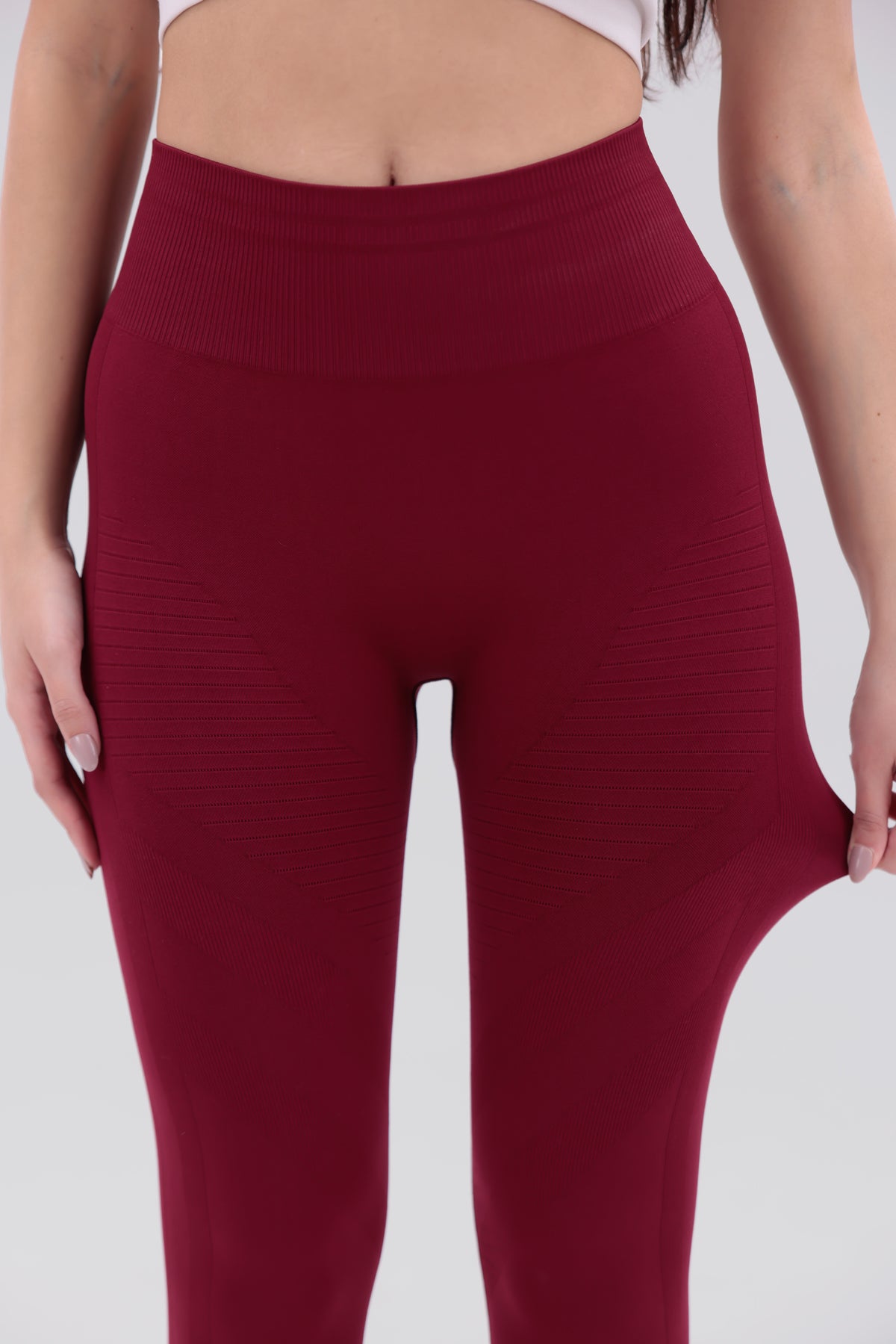 Toparlayıcı Yüksek Bel Seamless Spor Tayt – Push Up Etkili & Nefes Alabilir