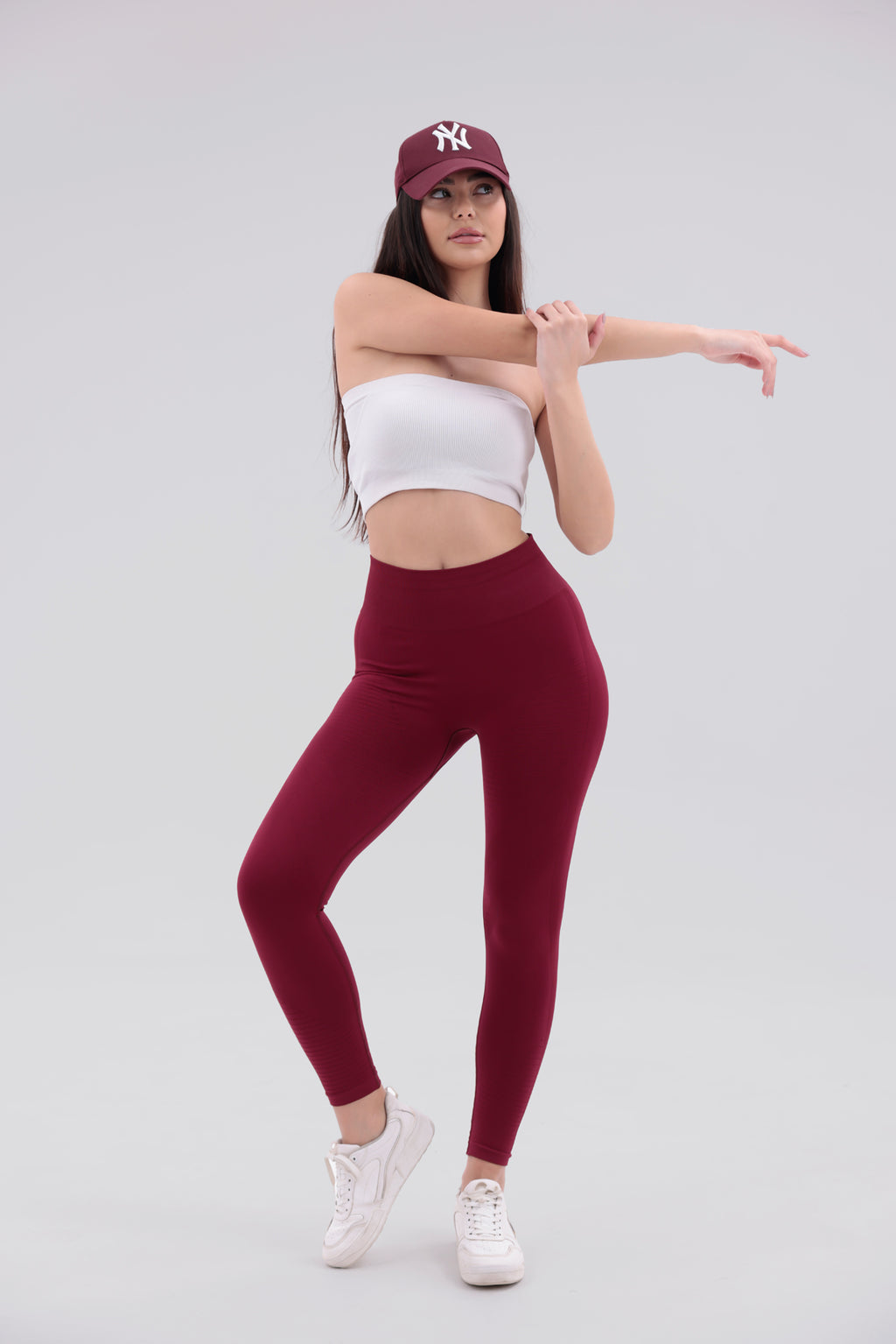 Toparlayıcı Yüksek Bel Seamless Spor Tayt – Push Up Etkili & Nefes Alabilir
